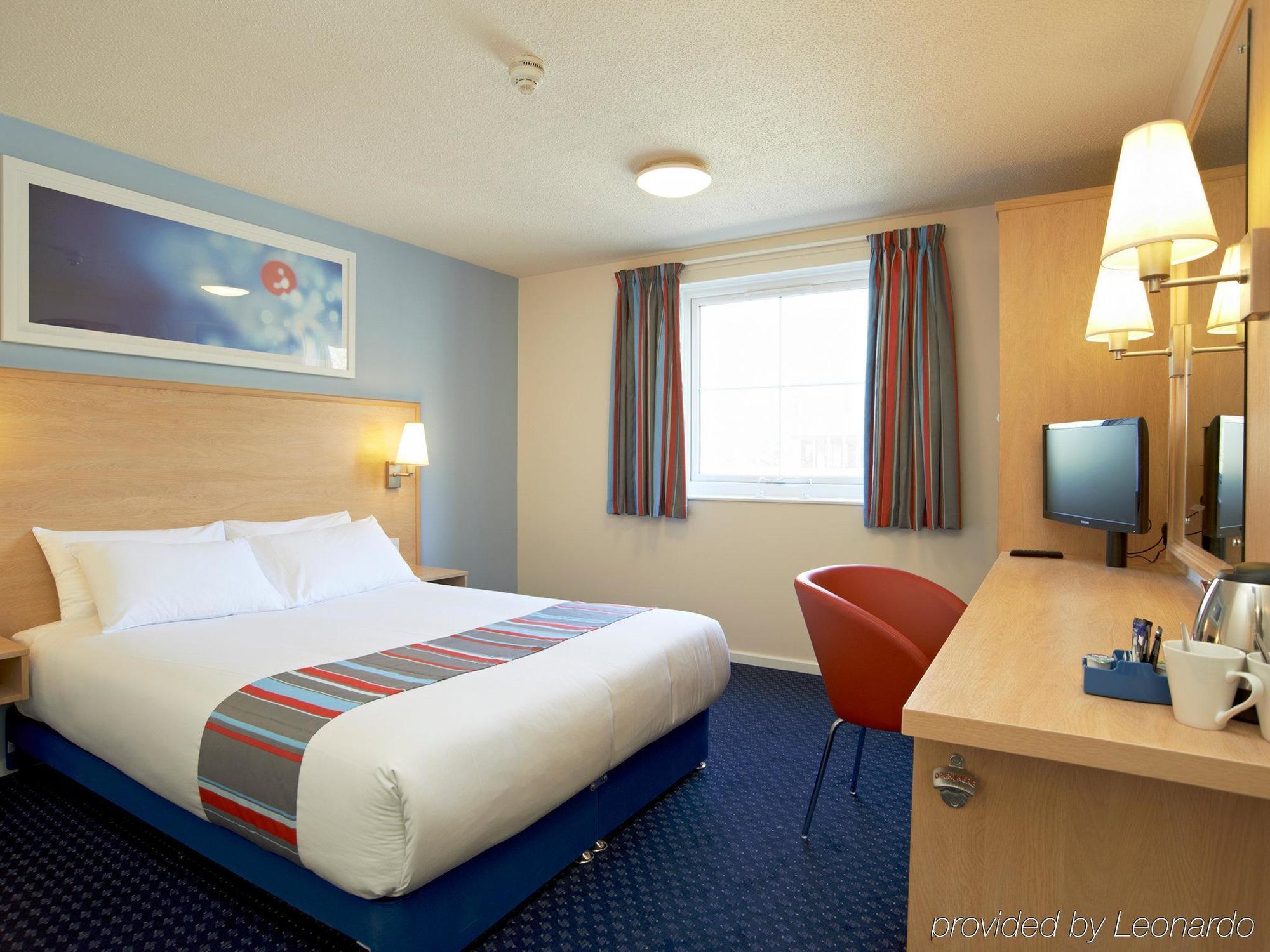 Travelodge Birmingham Central Exterior photo