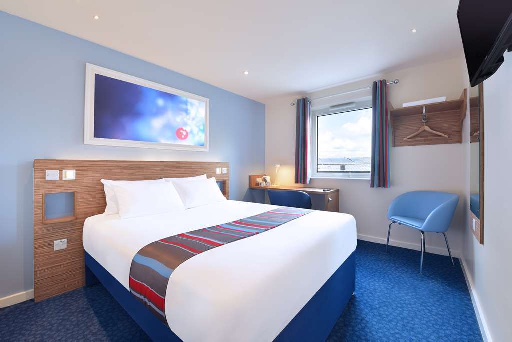 Travelodge Birmingham Central Room photo